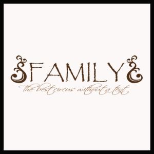 FAM152FamilyCircusWithoutTent